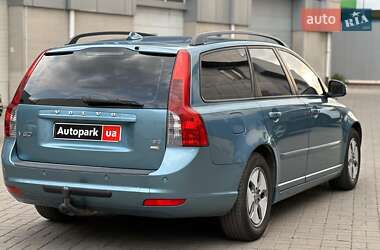 Универсал Volvo V50 2010 в 