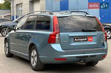 Универсал Volvo V50 2010 в 