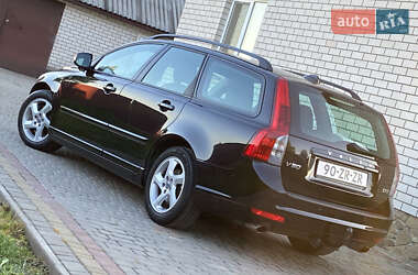 Универсал Volvo V50 2010 в 