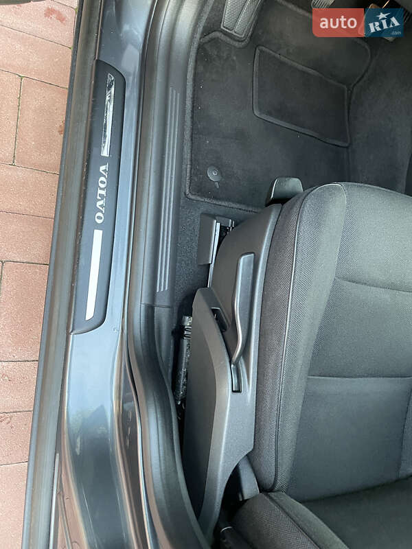Універсал Volvo V50 2010 в Рівному