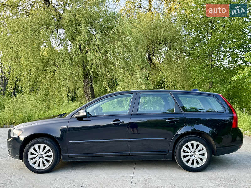 Универсал Volvo V50 2010 в Дрогобыче