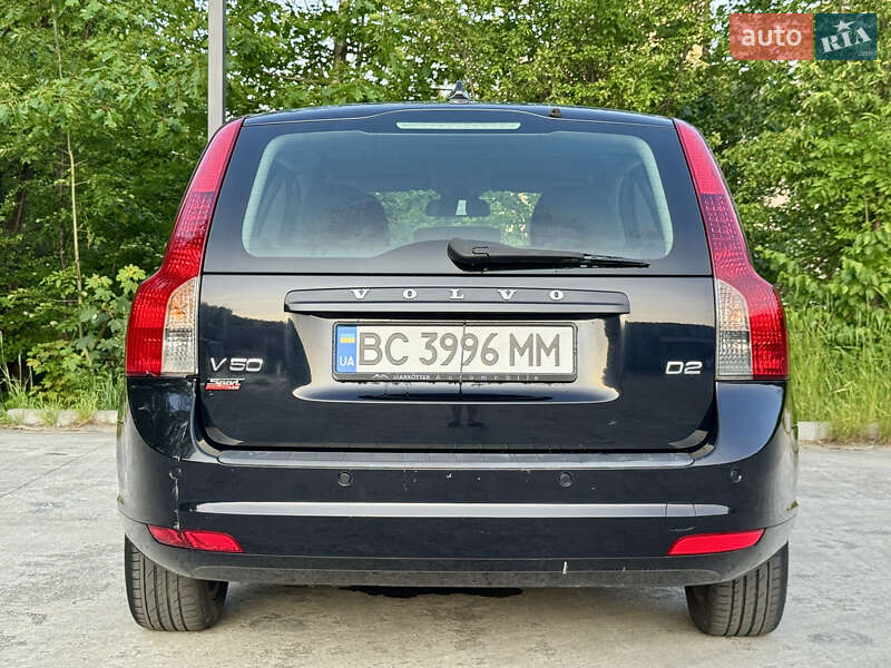 Универсал Volvo V50 2010 в Дрогобыче