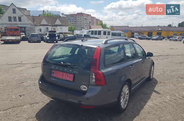 Универсал Volvo V50 2010 в 