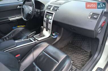 Универсал Volvo V50 2012 в 