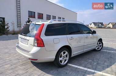 Универсал Volvo V50 2012 в 