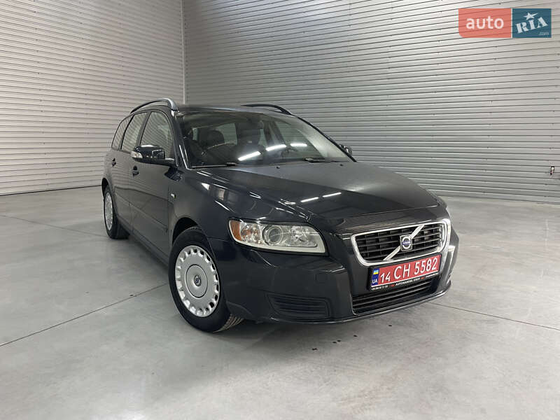 Volvo V50 2009