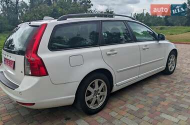 Универсал Volvo V50 2010 в 