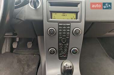 Универсал Volvo V50 2010 в 