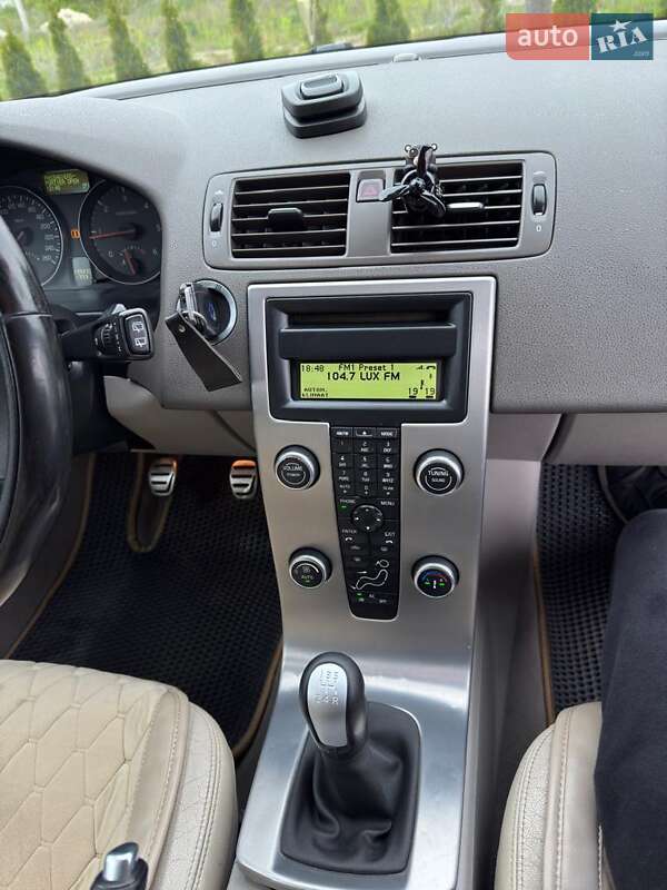 Универсал Volvo V50 2009 в Золочеве