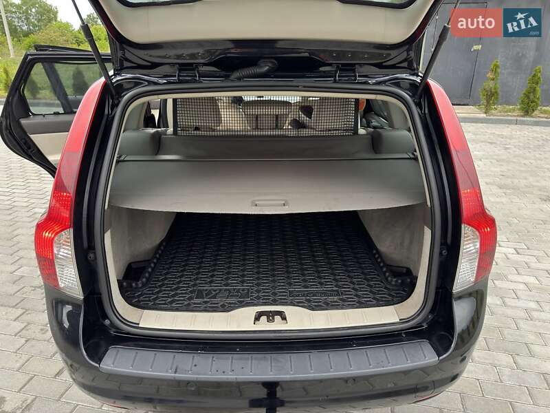 Универсал Volvo V50 2009 в Золочеве