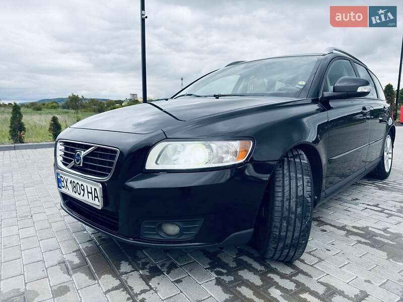Универсал Volvo V50 2009 в Золочеве