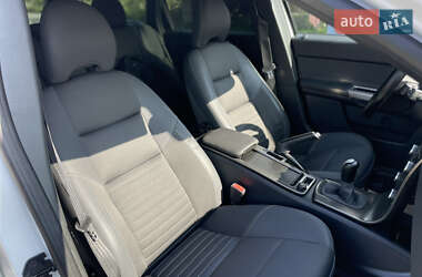 Универсал Volvo V50 2012 в 