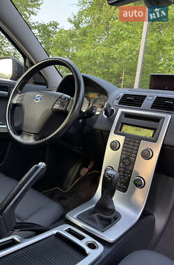 Универсал Volvo V50 2010 в 