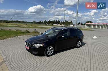 Універсал Volvo V50 2011 в Львові