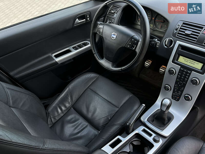 Універсал Volvo V50 2012 в Радивиліві
