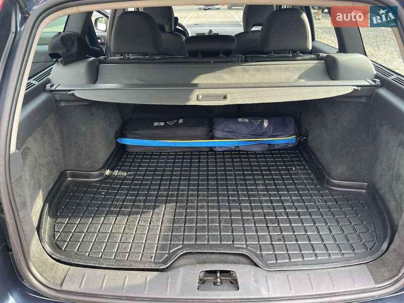 Универсал Volvo V50 2009 в Луцке