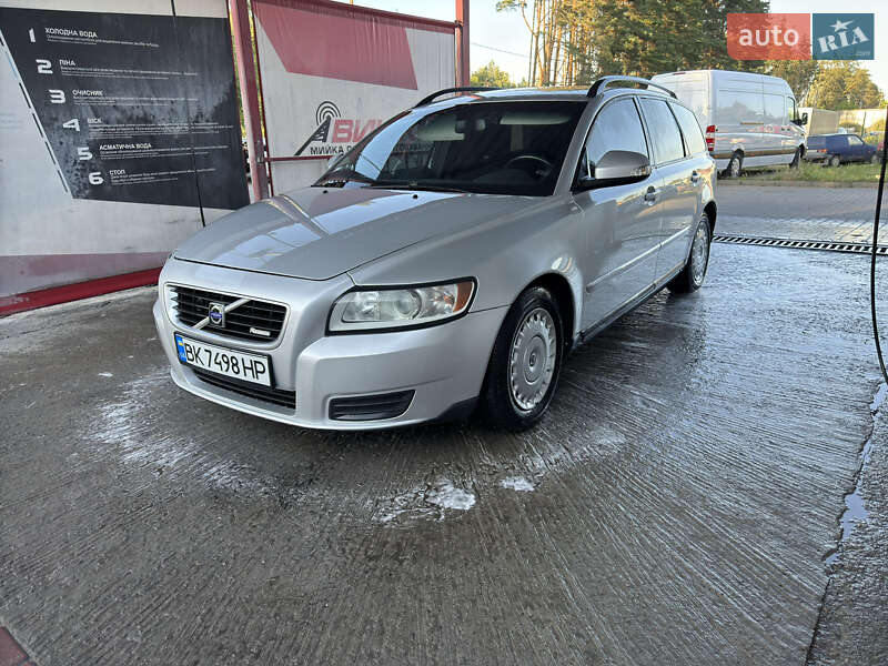 Volvo V50 2010