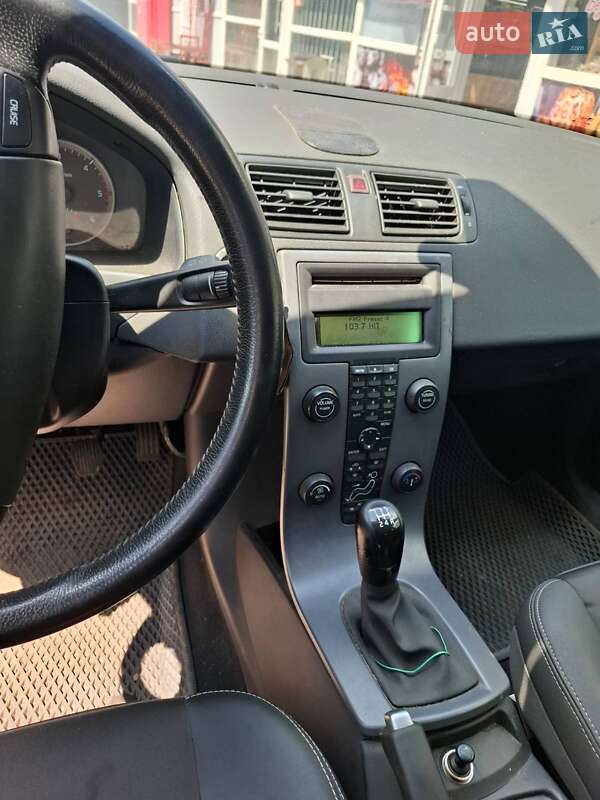 Універсал Volvo V50 2006 в Сарнах