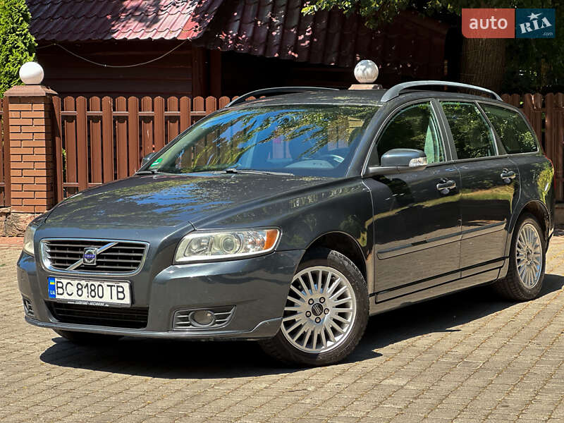 Універсал Volvo V50 2009 в Самборі