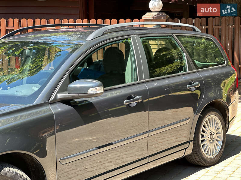 Універсал Volvo V50 2009 в Самборі
