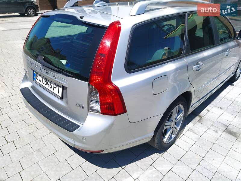 Універсал Volvo V50 2011 в Сокалі