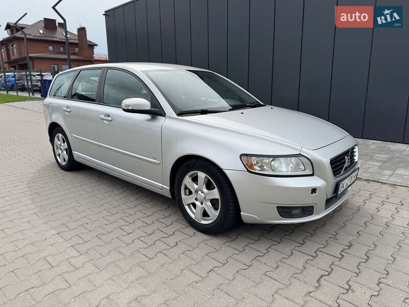Volvo V50 2009
