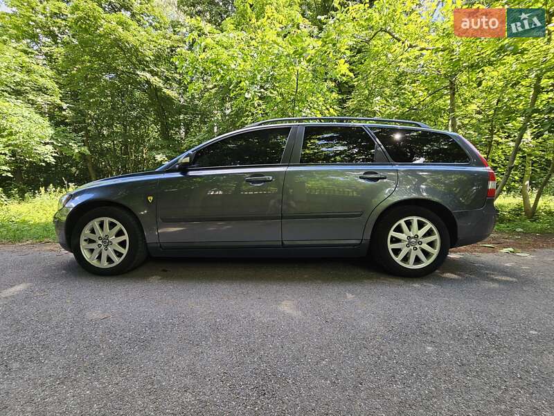 Volvo V50 2005