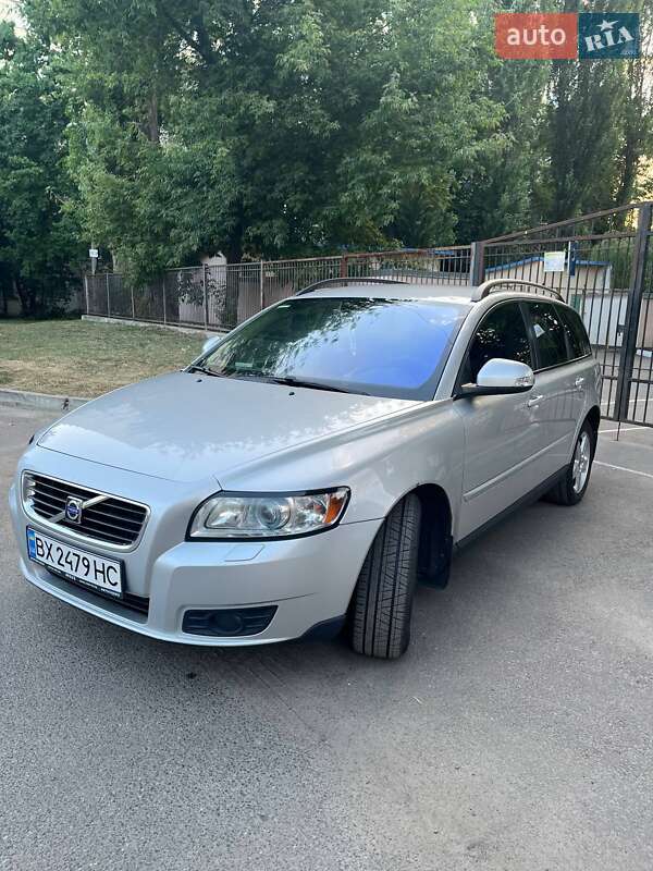 Универсал Volvo V50 2009 в Киеве