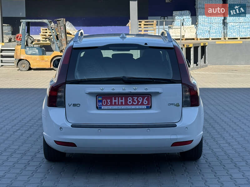 Универсал Volvo V50 2012 в Ровно