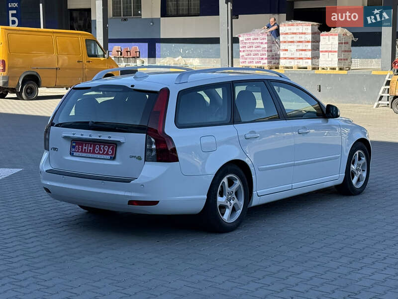 Универсал Volvo V50 2012 в Ровно