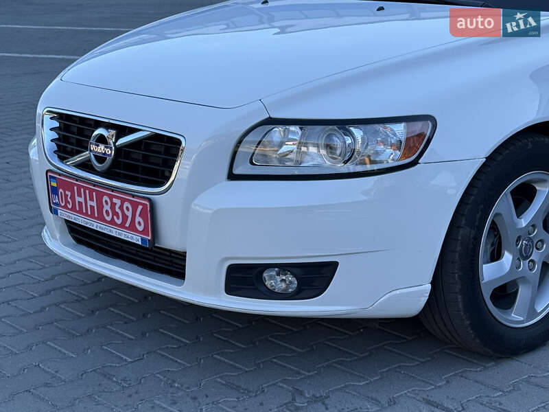 Универсал Volvo V50 2012 в Ровно