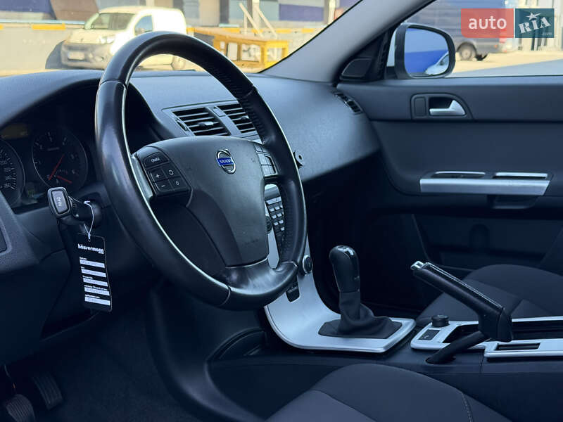 Универсал Volvo V50 2012 в Ровно