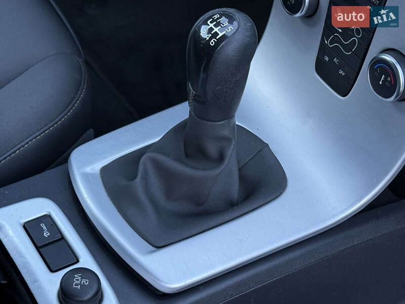 Универсал Volvo V50 2012 в Ровно