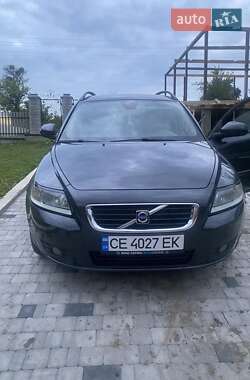 Универсал Volvo V50 2010 в Черновцах
