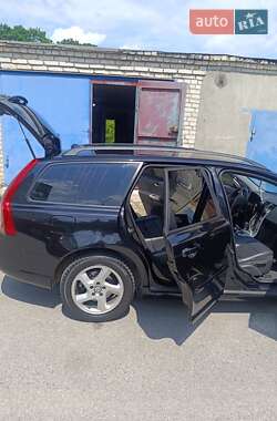 Универсал Volvo V50 2010 в 