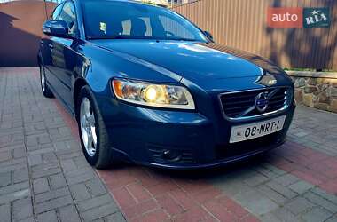 Универсал Volvo V50 2010 в Бродах