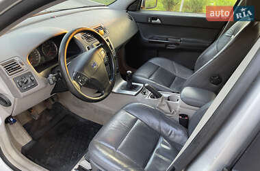 Универсал Volvo V50 2004 в 