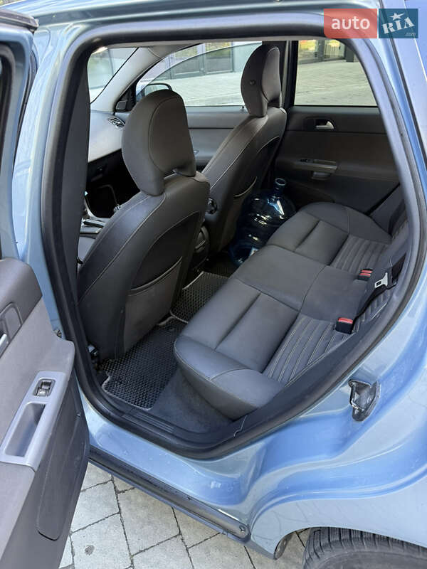 Універсал Volvo V50 2009 в Новояворівську