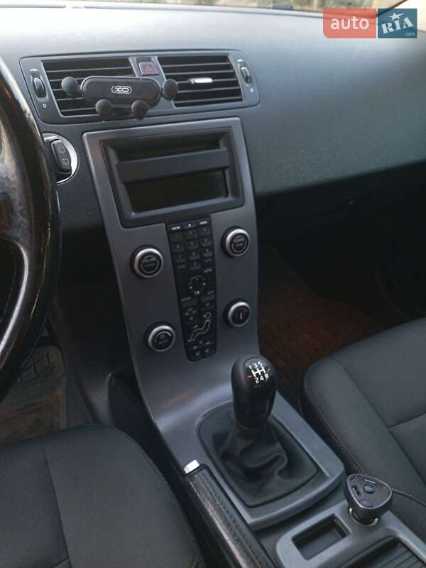 Универсал Volvo V50 2010 в Луцке