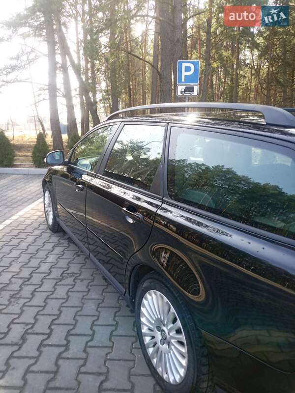 Универсал Volvo V50 2010 в Луцке