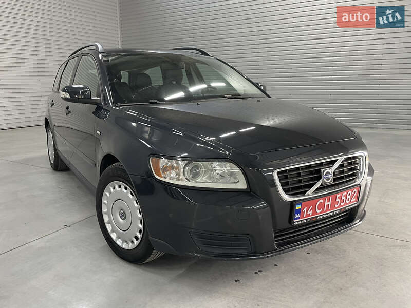 Volvo V50 2009