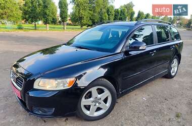 Універсал Volvo V50 2010 в Кролевці