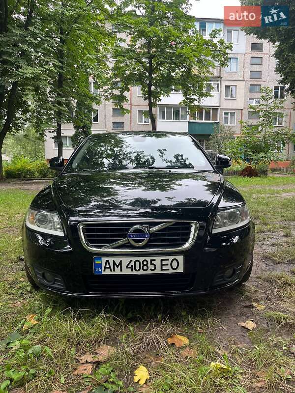 Універсал Volvo V50 2010 в Житомирі фото Універсал Volvo V50 2010 в Житомирі