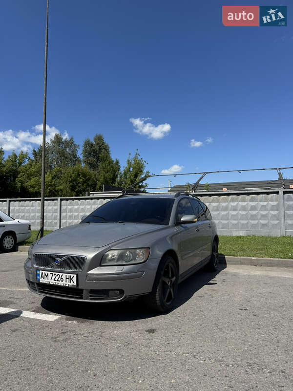 Volvo V50 2005