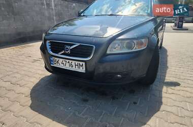 Універсал Volvo V50 2010 в Рівному