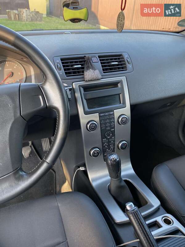 Універсал Volvo V50 2008 в Бориславі