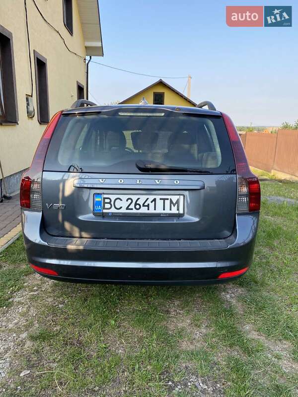 Універсал Volvo V50 2008 в Бориславі