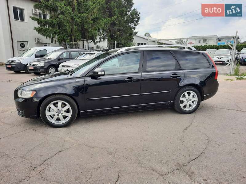 Универсал Volvo V50 2012 в Полтаве