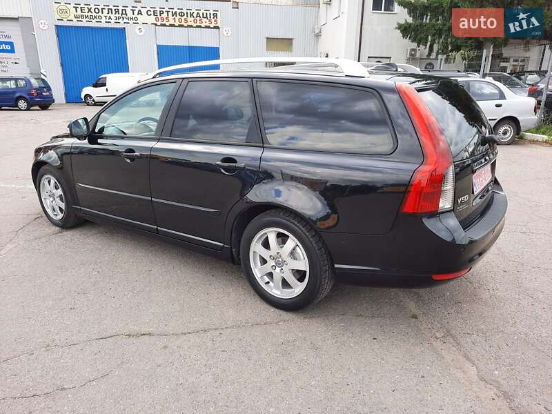 Универсал Volvo V50 2012 в Полтаве