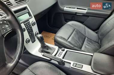 Универсал Volvo V50 2012 в 